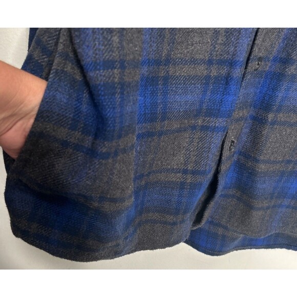 Orvis Flannel Shirt XL shacket Blue Black Plaid Button Up Pockets heavy Workwear - Picture 6 of 7